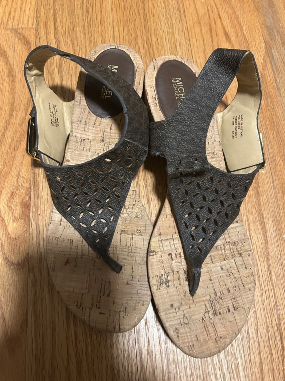 MICHAEL Michael Kors Brown Laser-Cut Cork Thong Sandals
